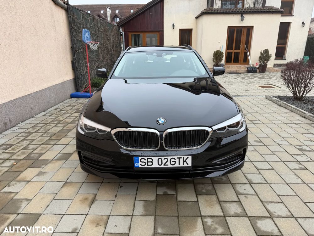 BMW Seria 5 520d xDrive Aut. Sport Line - 2