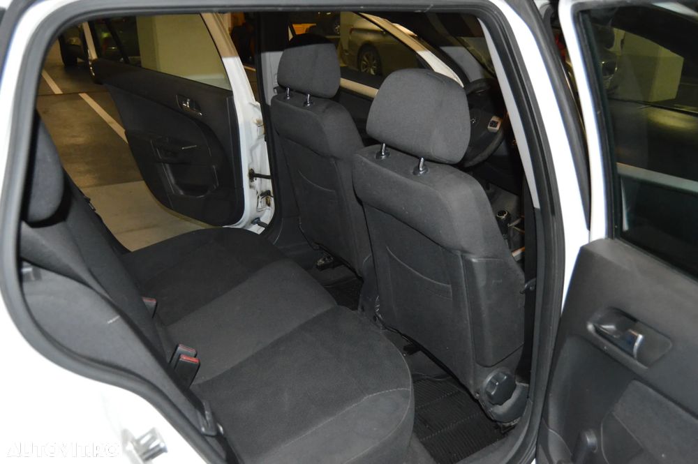 Opel Astra - 8