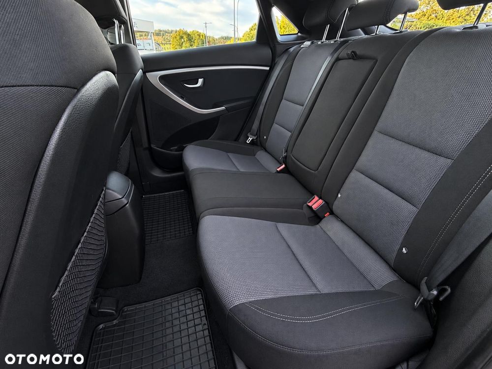 Hyundai i30 - 15