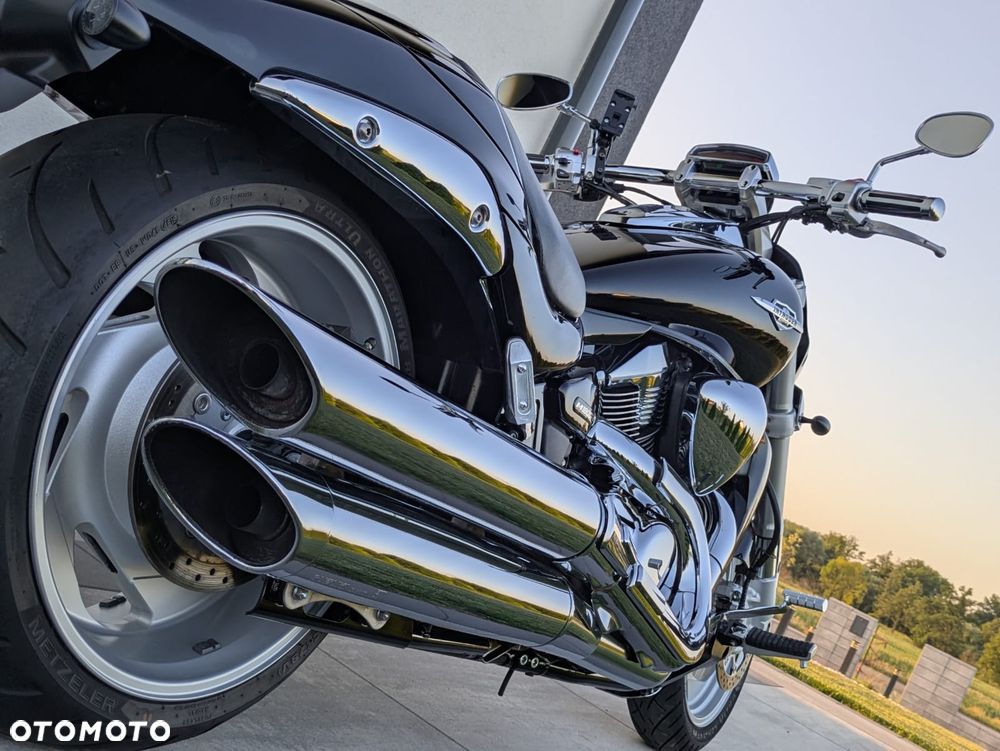 Suzuki Boulevard - 16