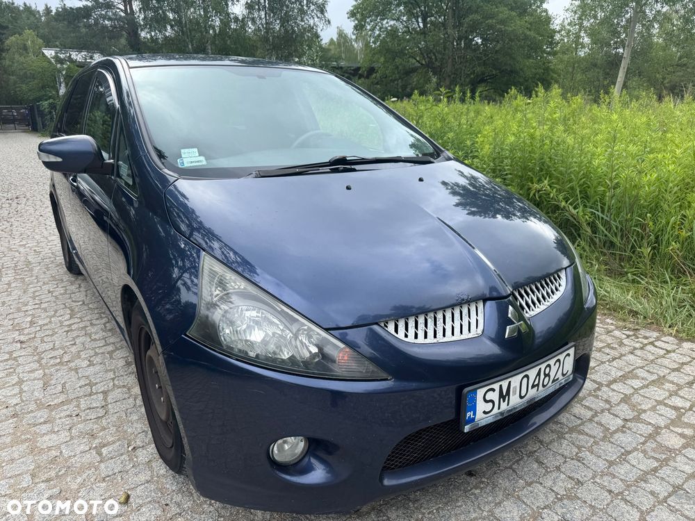 Mitsubishi Grandis 2.4 Intense - 3