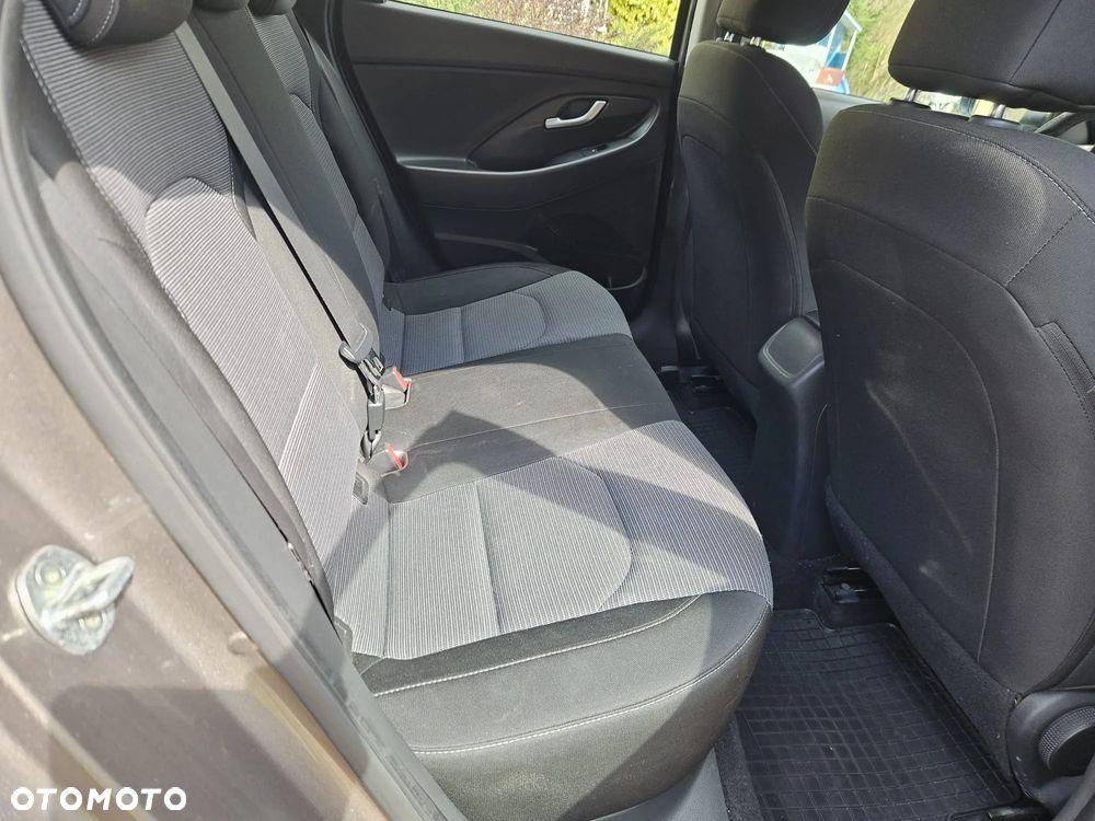 Hyundai i30 1.0 T-GDI Classic + DCT - 8