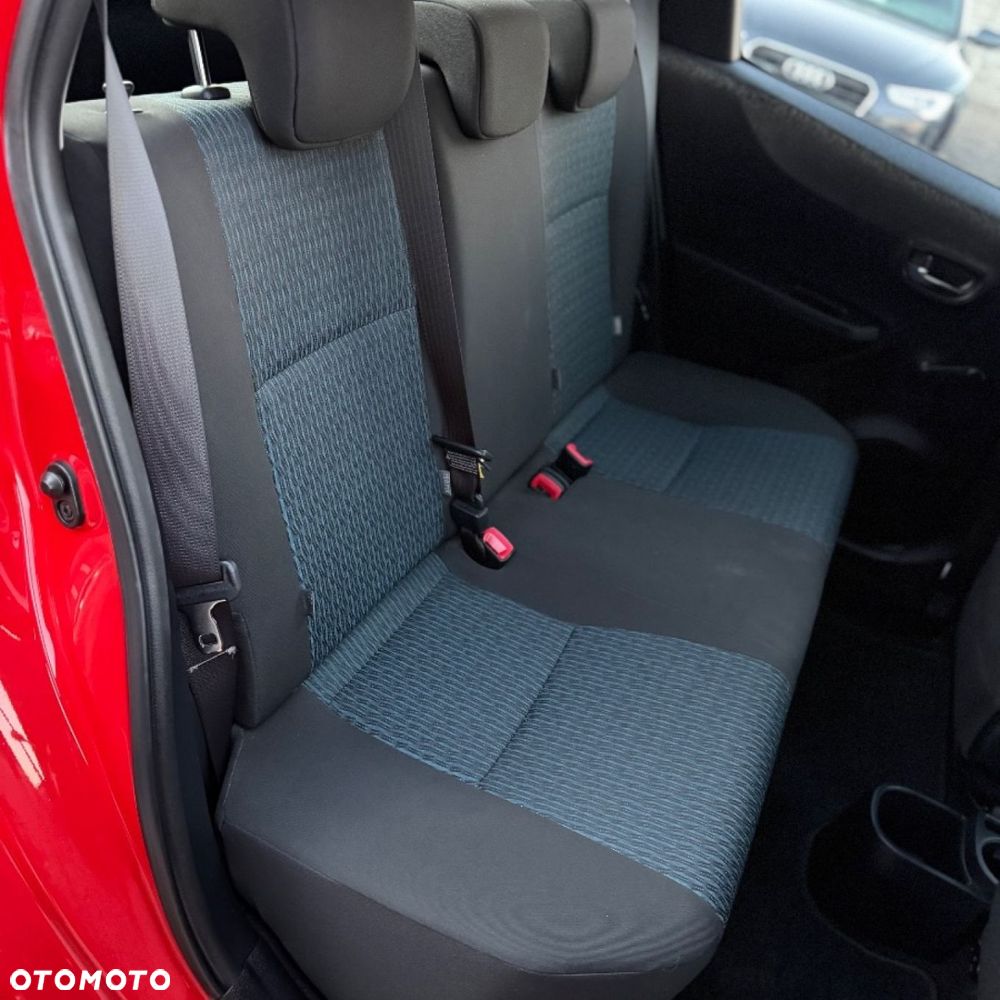 Toyota Yaris - 35