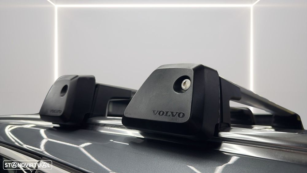 Volvo XC 60 2.0 T8 PHEV R-Design AWD - 20