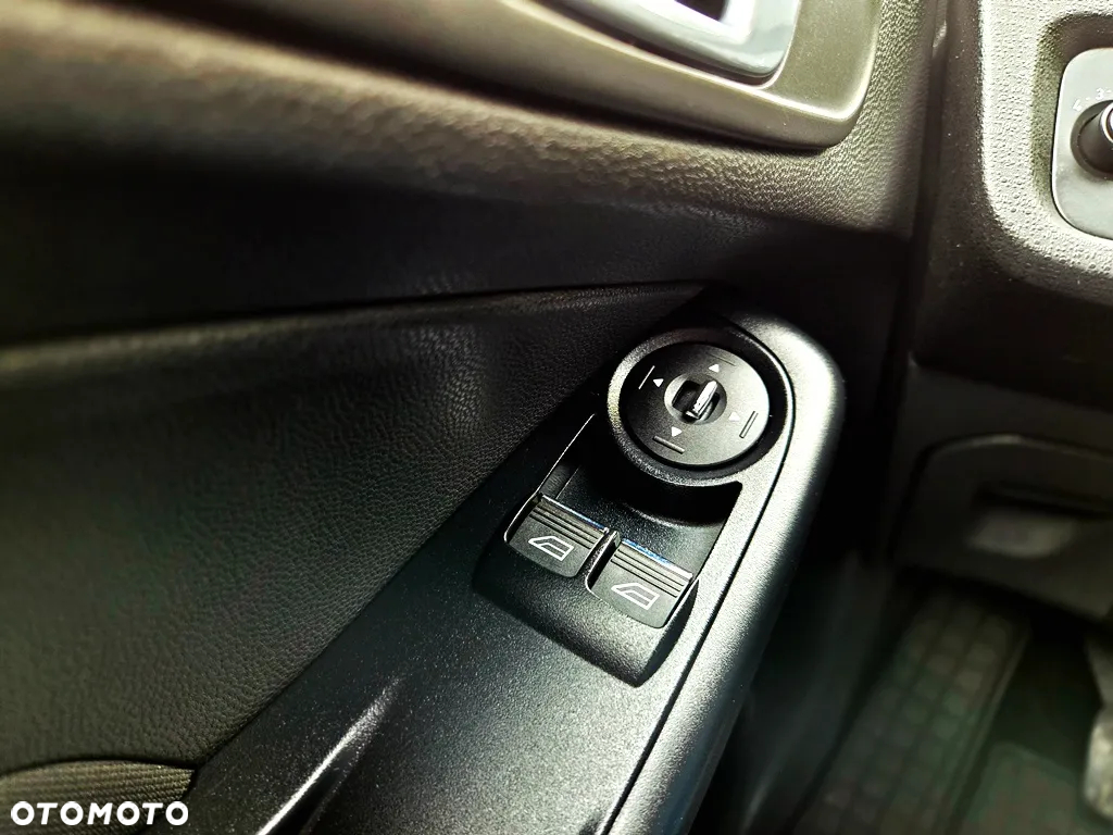 Ford Fiesta - 19