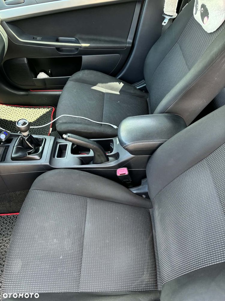Mitsubishi Lancer 1.8 Inform LPG - 15