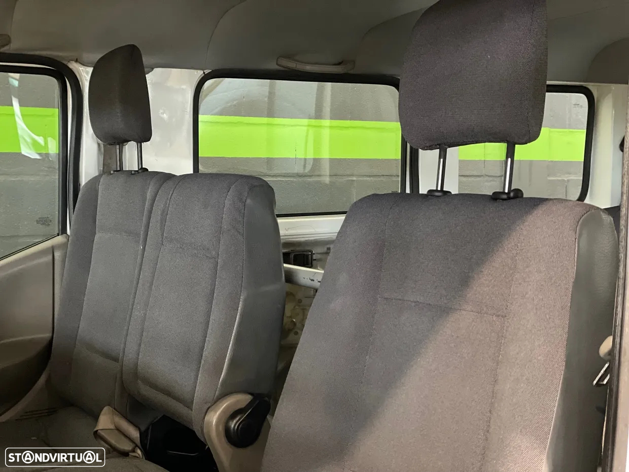 Nissan Cabstar 35.13 Cabine Tripla 9L - 15