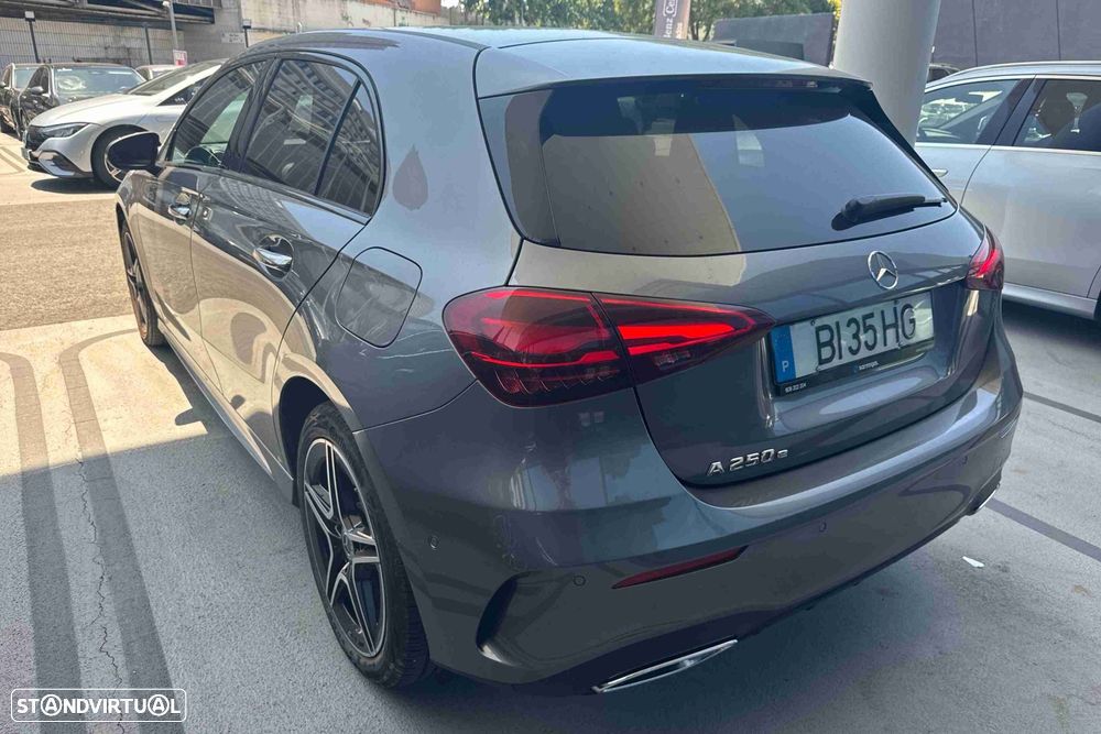 Mercedes-Benz A 250 e - 2