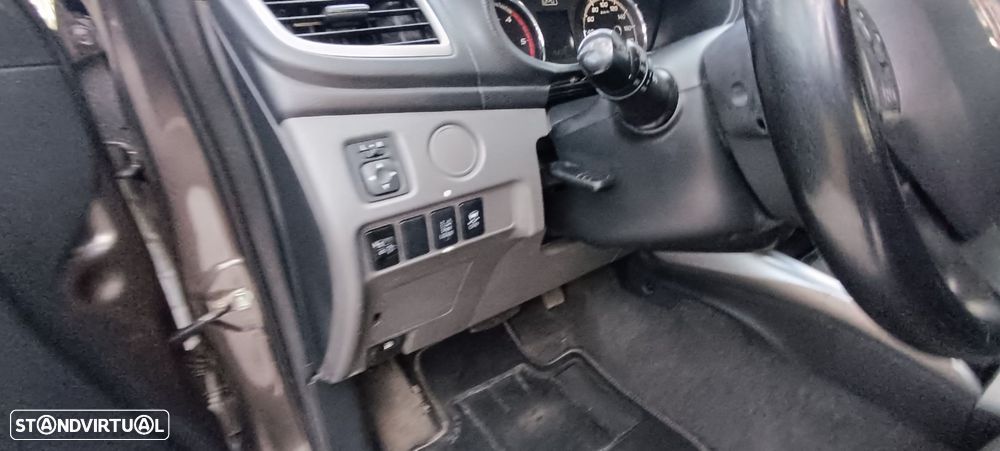 Fiat Fullback 2.4 4WD CD Adventure Auto - 12