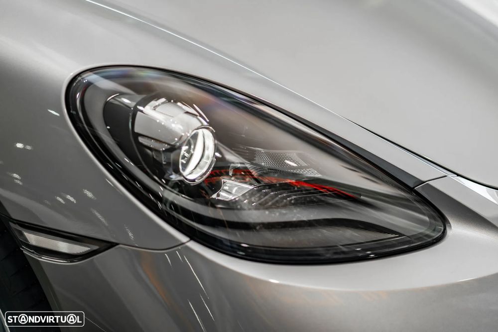 Porsche 718 Boxster 2.0 PDK - 11