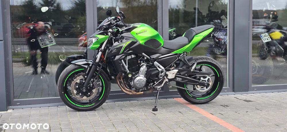 Kawasaki Z 650 - 24