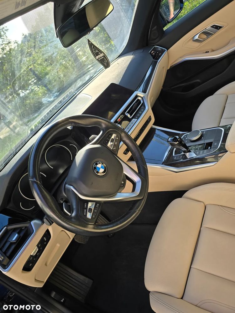 BMW Seria 3 - 11