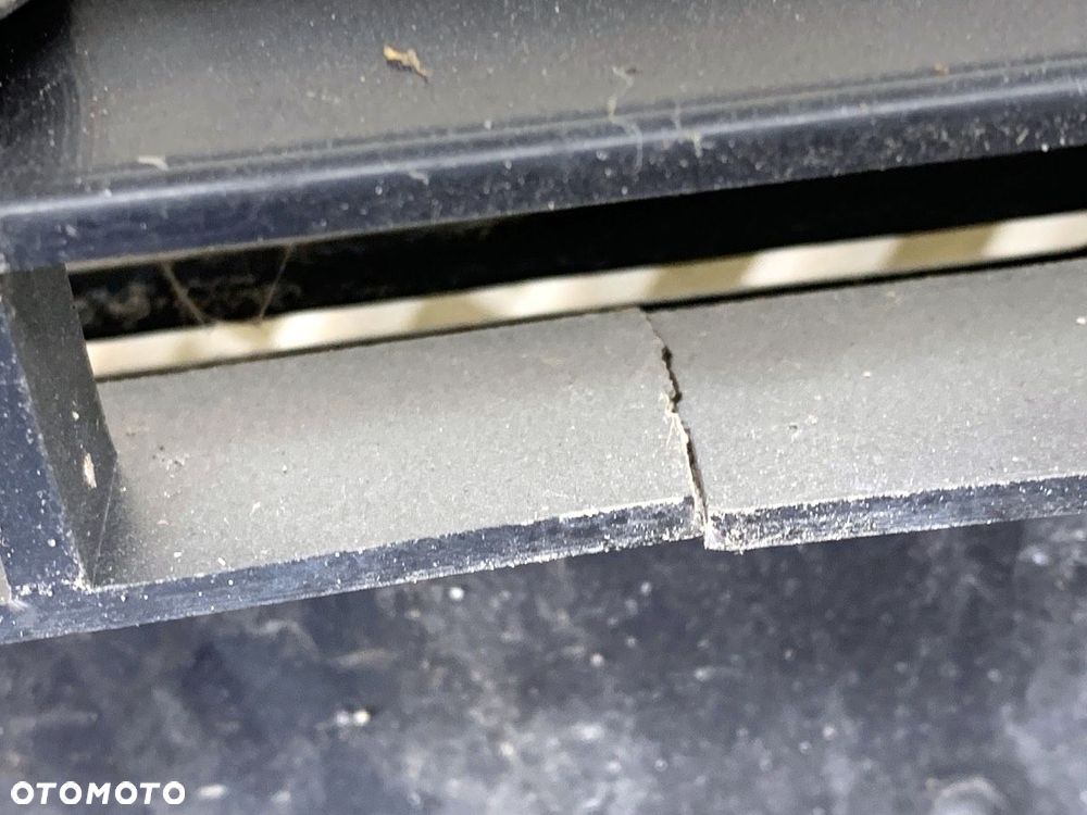 ATRAPA GRILL  AUDI A6 C6 Avant (4F5) 2004 - 2011 2.7 TDI 132 kW [180 KM] olej napędowy 2005 - 2008 - 5