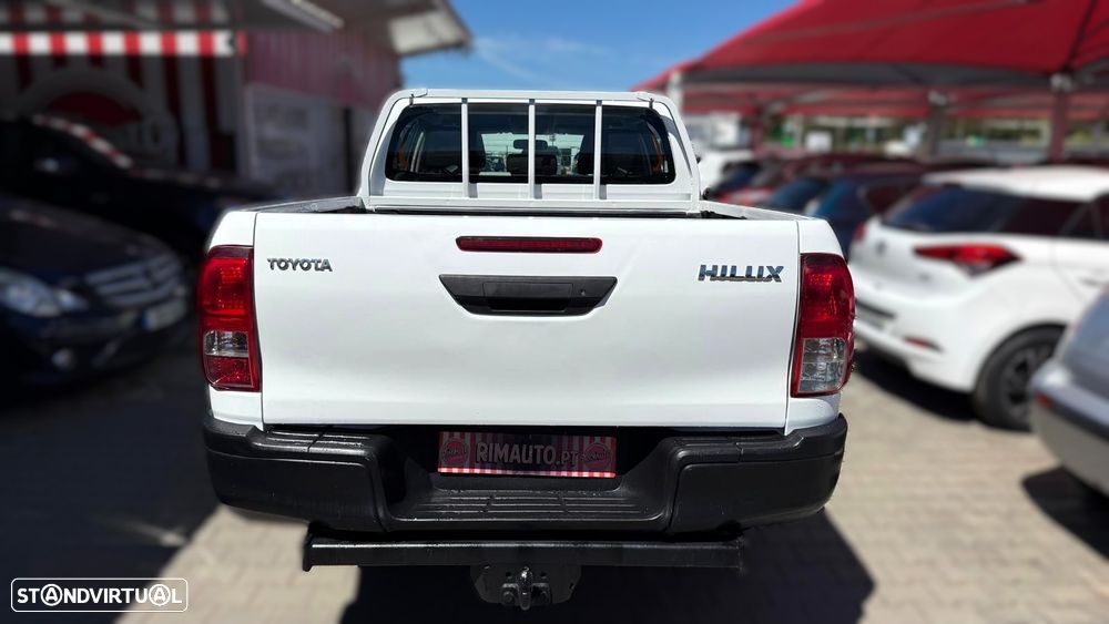 Toyota Hilux 2.4 D-4D 4WD Challenge - 13