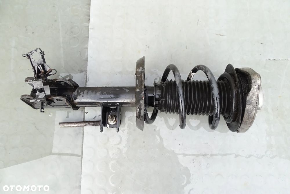Mercedes CLA W117 A W176 B W246 2.2CDI Amortyzator prawy przód przedni 1763203238 - 2