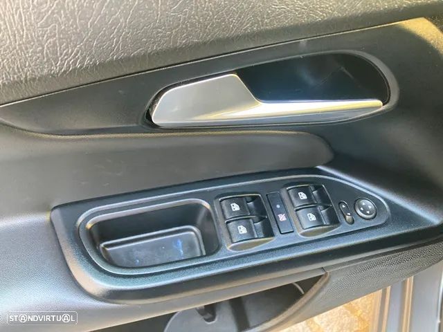 Fiat Tipo Station Wagon 1.3 M-Jet Lounge J17 - 25
