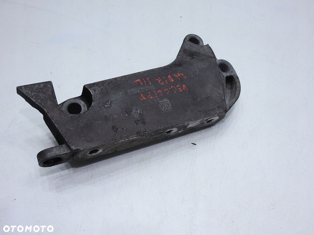 ŁAPA WSPORNIK SILNIKA VECTRA C 2.2 DIRECT 9156953 - 5