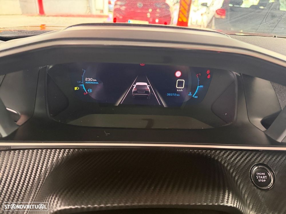 Peugeot 2008 1.2 PureTech Allure Pack - 17