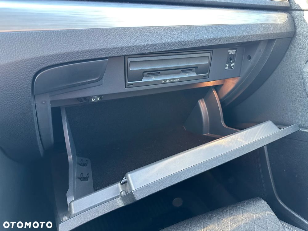 Skoda Superb 1.5 TSI ACT Ambition DSG - 17