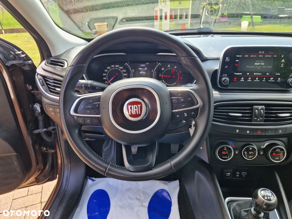 Fiat Tipo 1.6 MultiJet 16v Lounge - 16