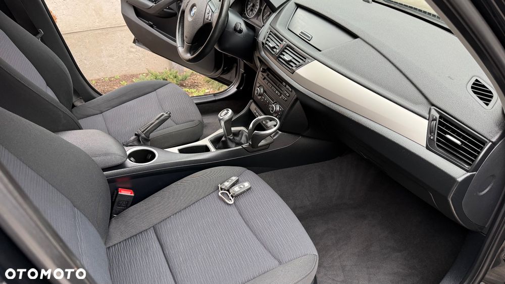 BMW X1 sDrive18d - 29