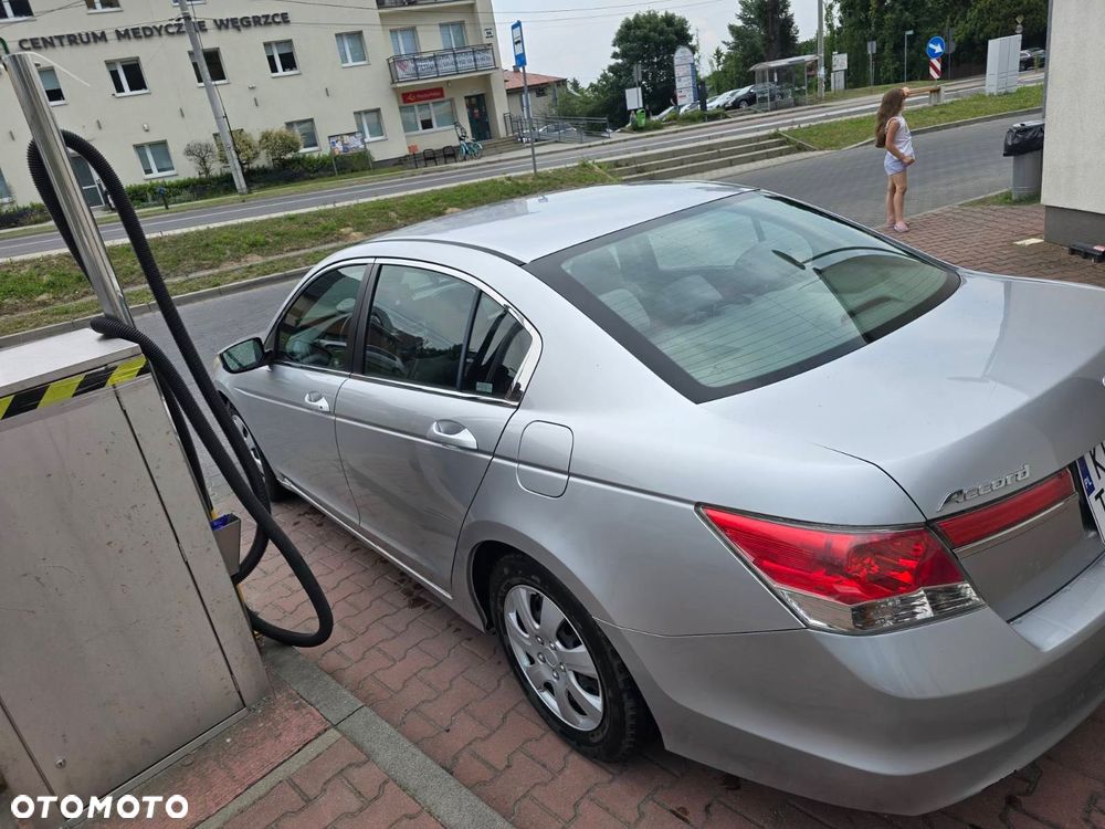 Honda Accord - 4