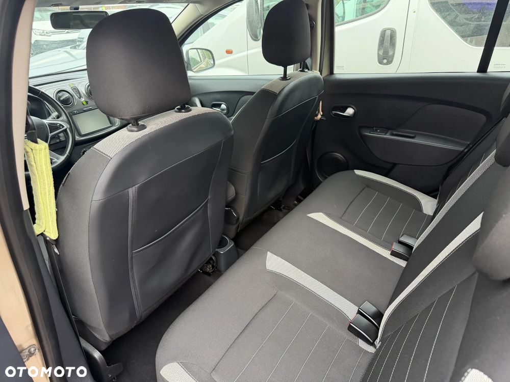 Dacia Sandero Stepway 0.9 TCe Laureate S&S - 13