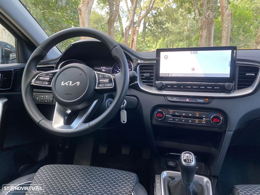 Kia XCeed 1.0 T-GDI Drive - 30