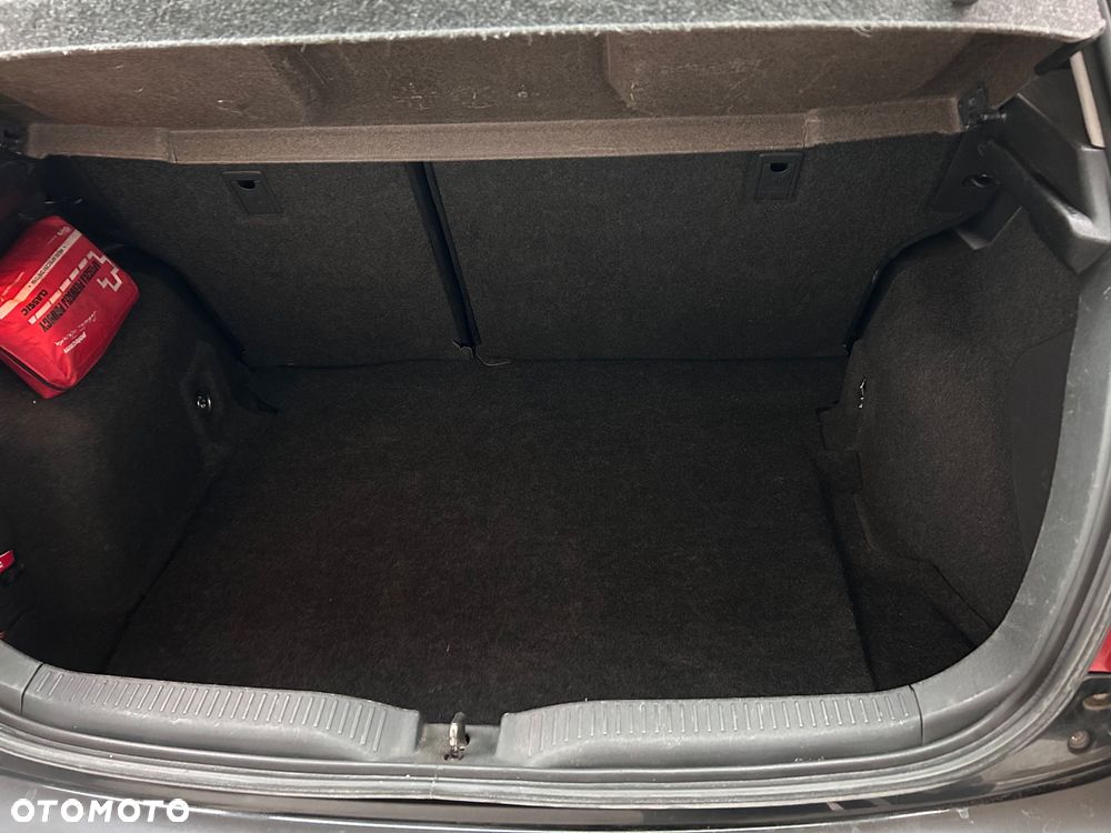 Toyota Auris 1.4 D-4D Luna - 5