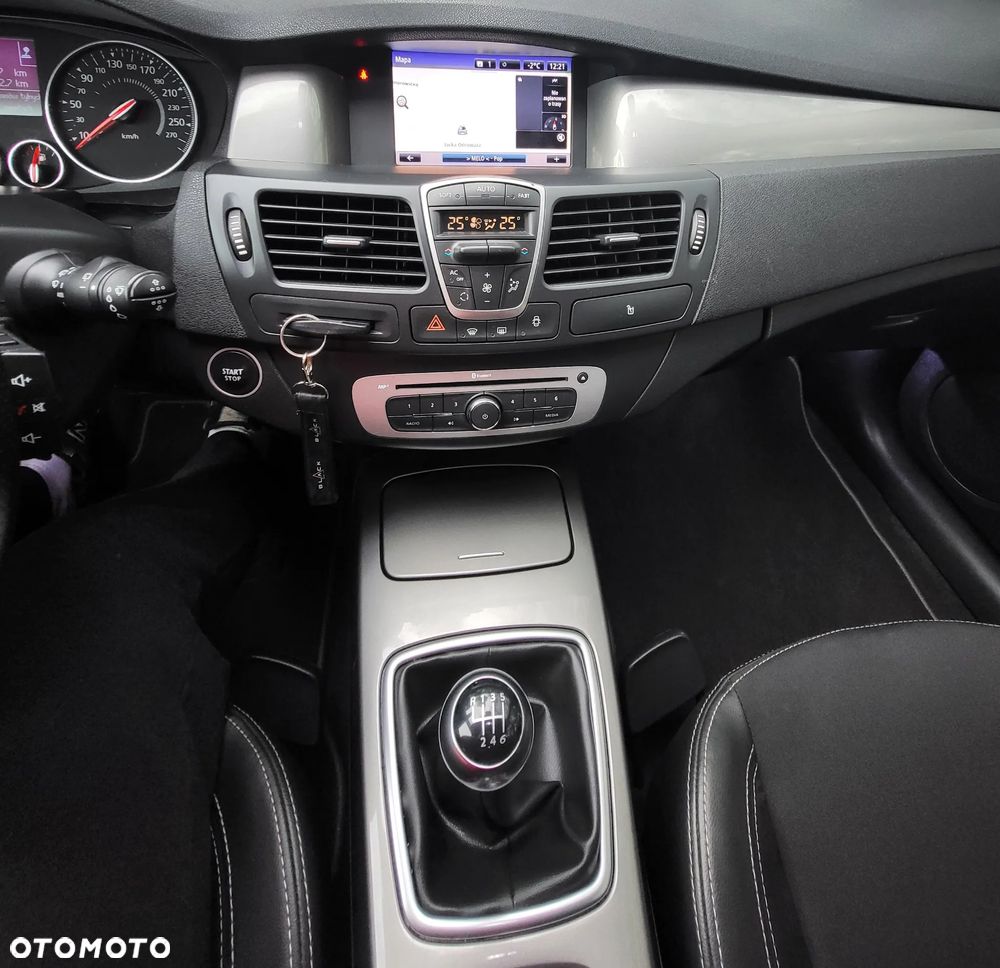 Renault Laguna dCi 110 FAP Limited - 21