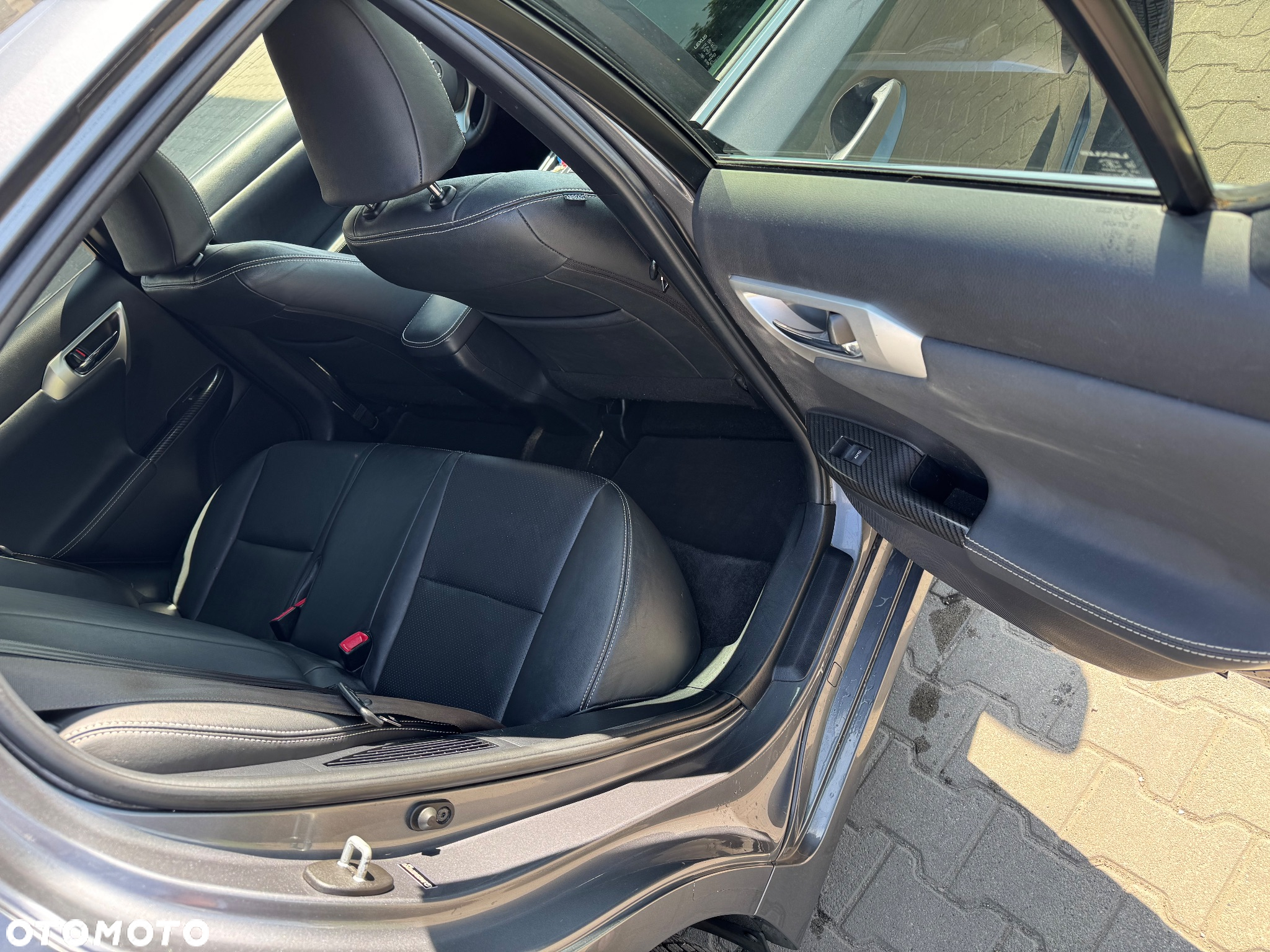 Lexus CT - 19