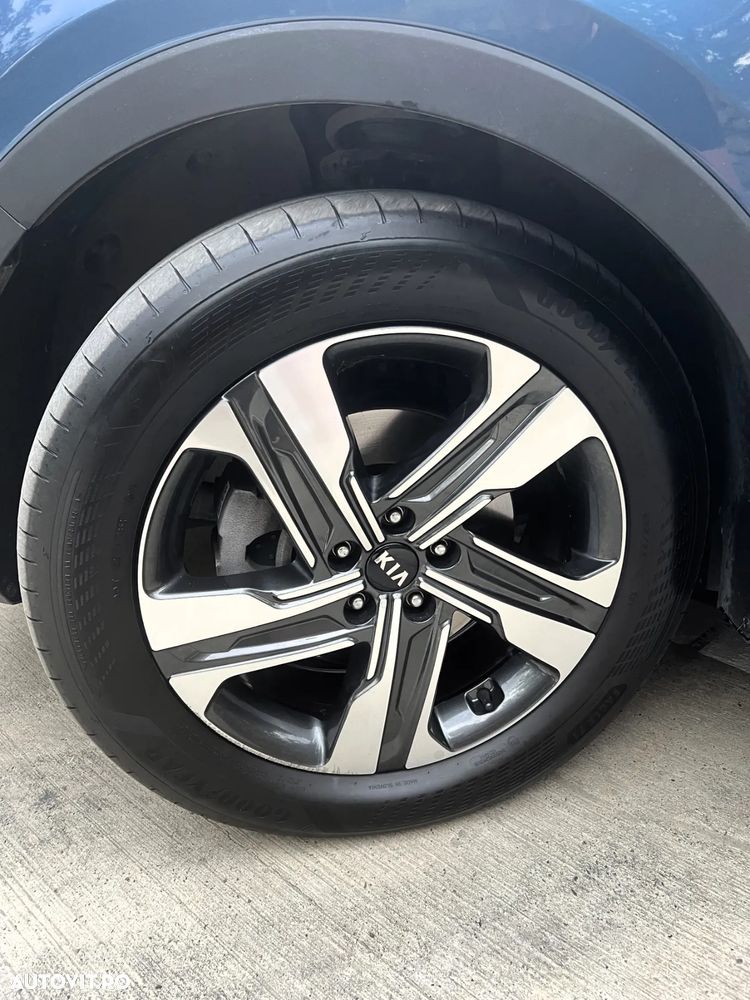Kia Sorento - 8