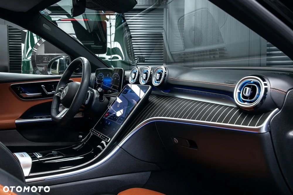 Mercedes-Benz Klasa C 300 mHEV 4-Matic AMG - 17