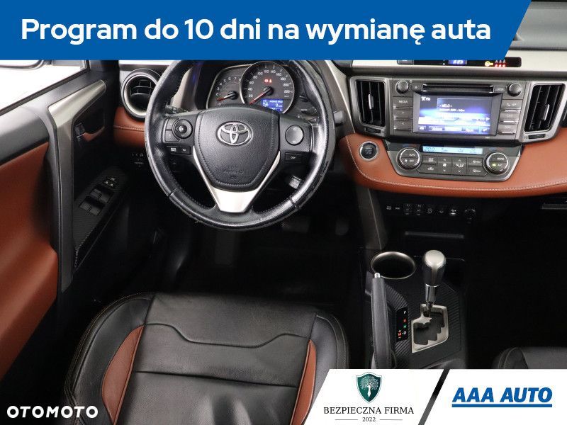 Toyota RAV4 - 9