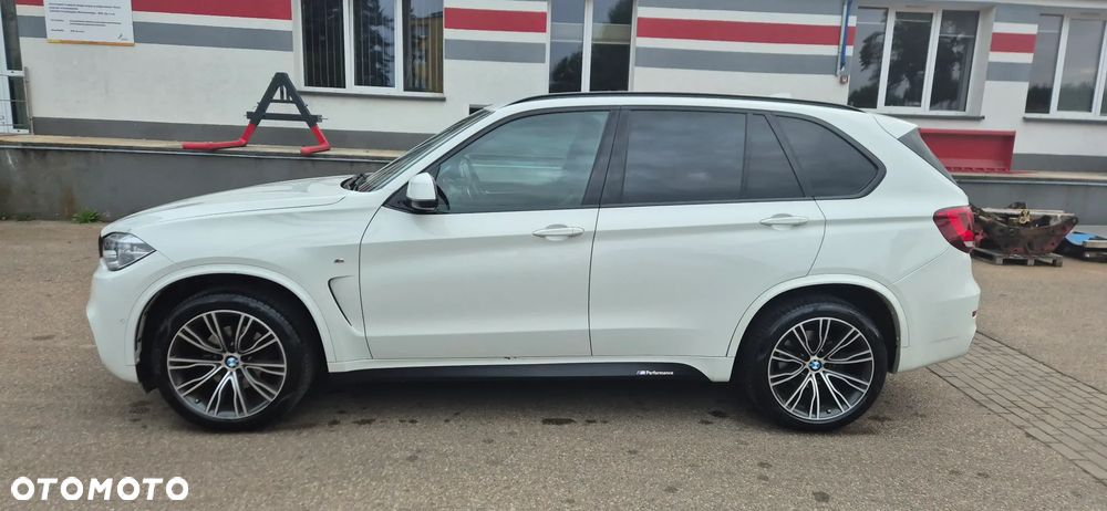 BMW X5 - 6