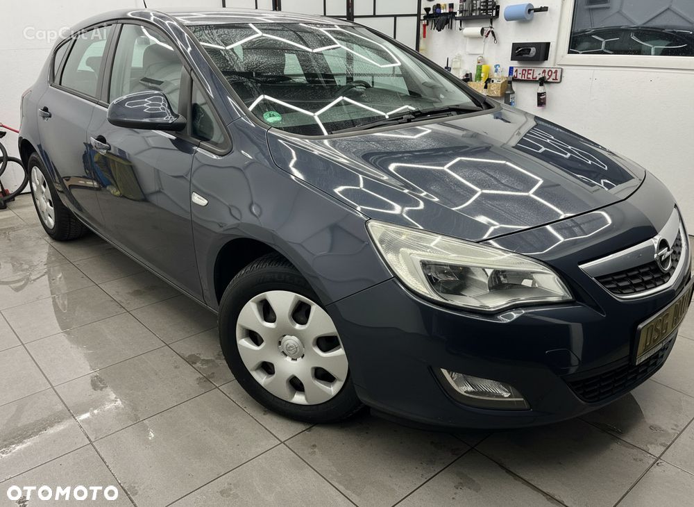 Opel Astra - 10