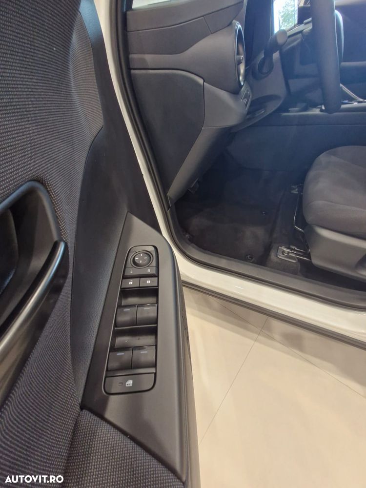 Toyota C-HR - 16