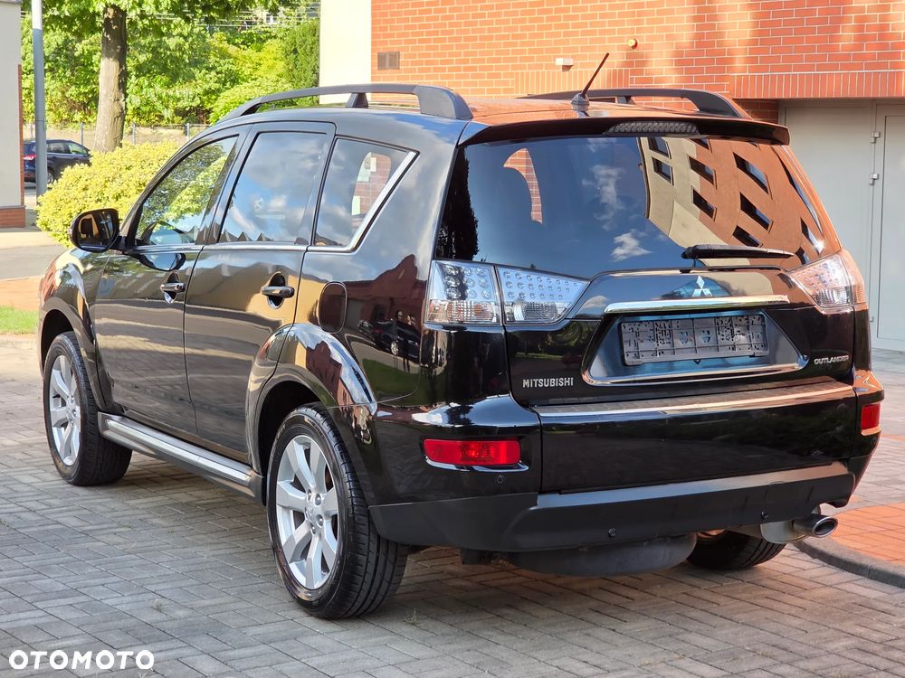 Mitsubishi Outlander 2.0 2WD Invite - 3