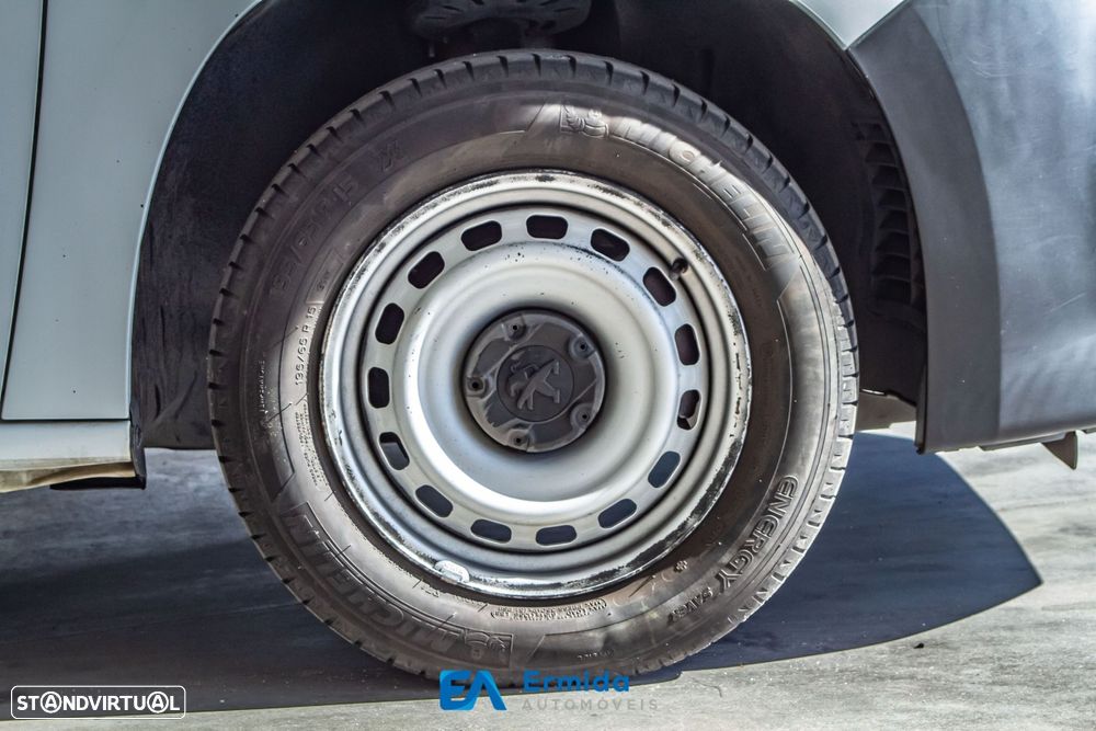 Peugeot Partner 1.5 BlueHDi Asphalt Standard - 23