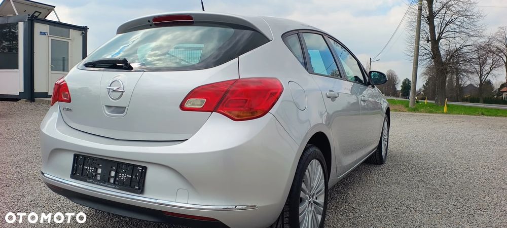 Opel Astra 1.6 Style - 8