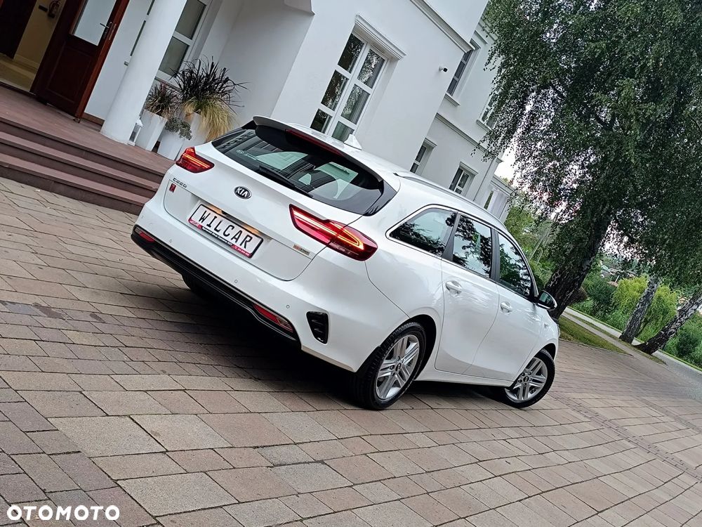 Kia Ceed 1.4 L Business Line Plus - 40
