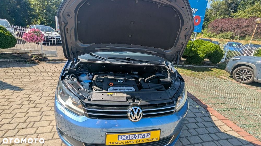 Volkswagen Touran - 20