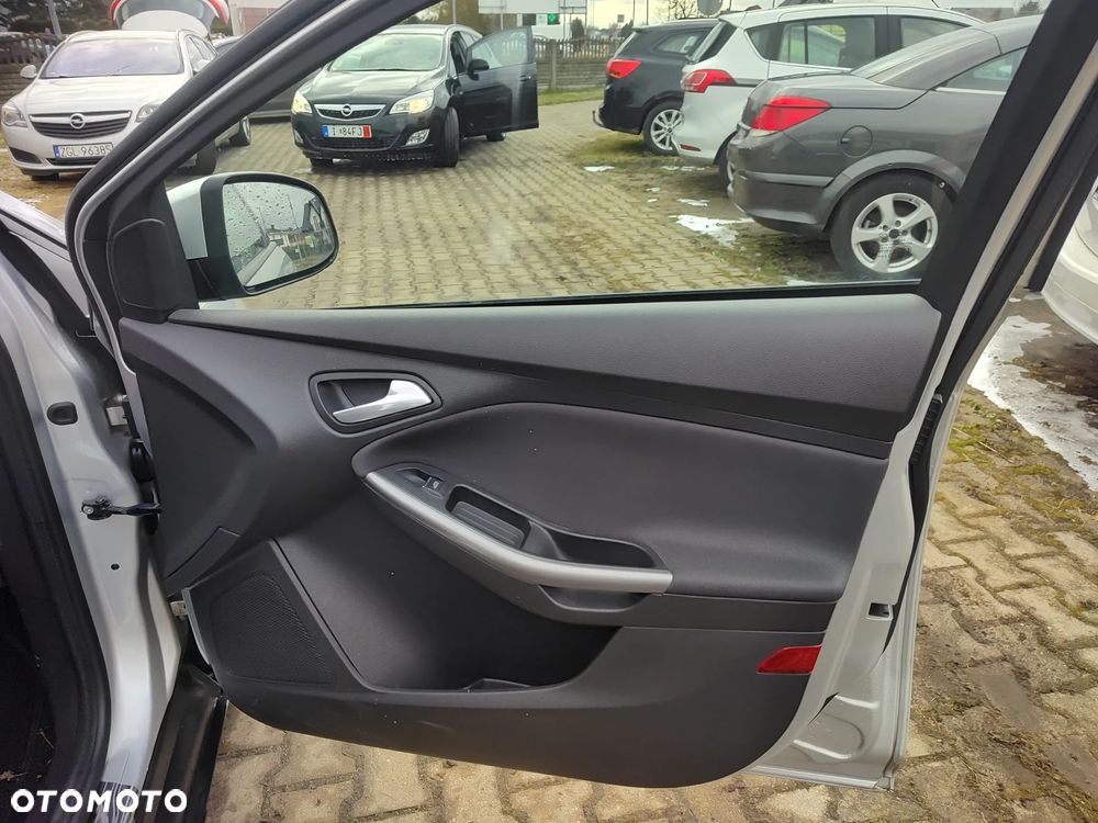 Ford Focus 1.0 EcoBoost Start-Stopp-System SYNC Edition - 16