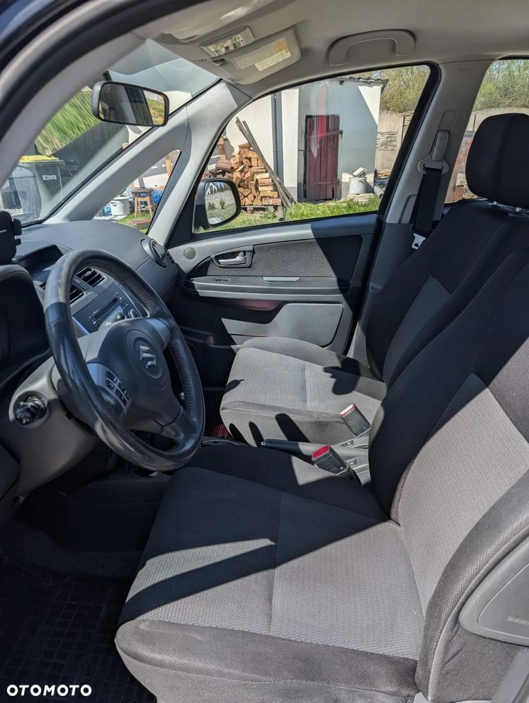 Suzuki SX4 1.6 GS - 6
