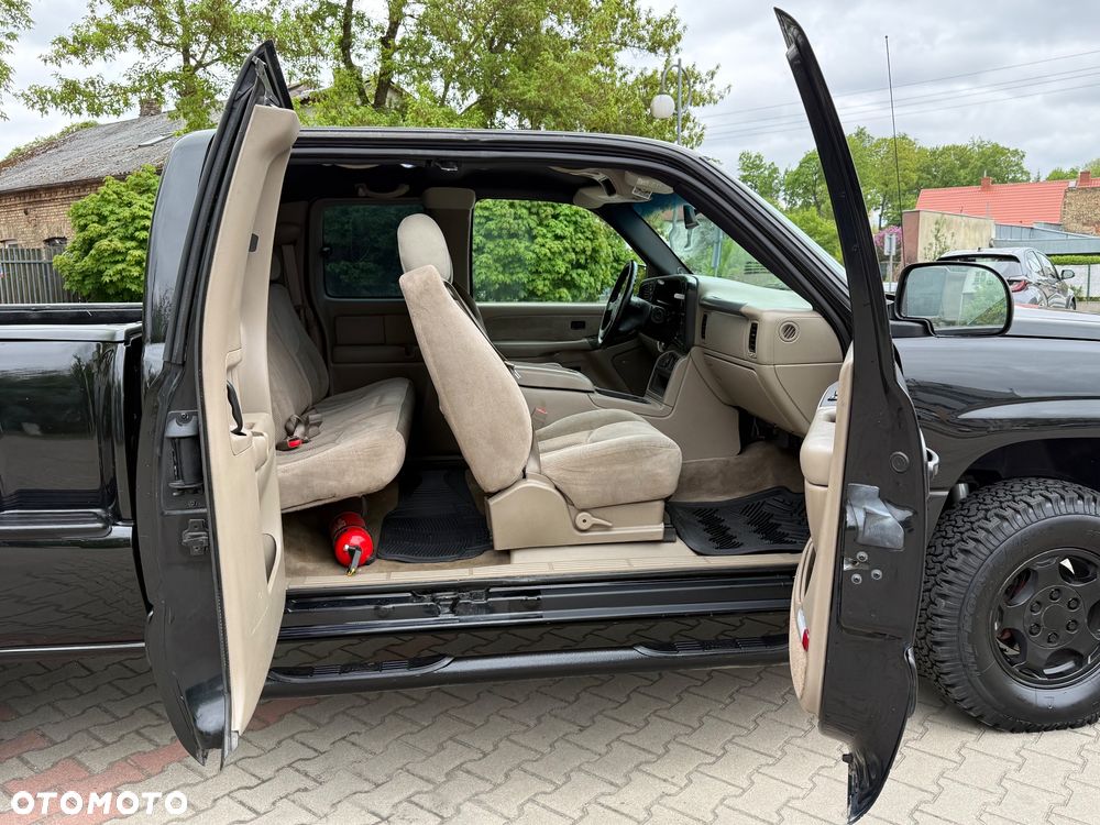 Chevrolet Silverado - 14