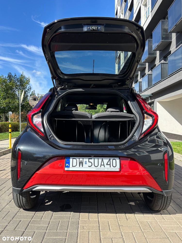Toyota Aygo X 1.0 VVT-i Executive CVT - 24