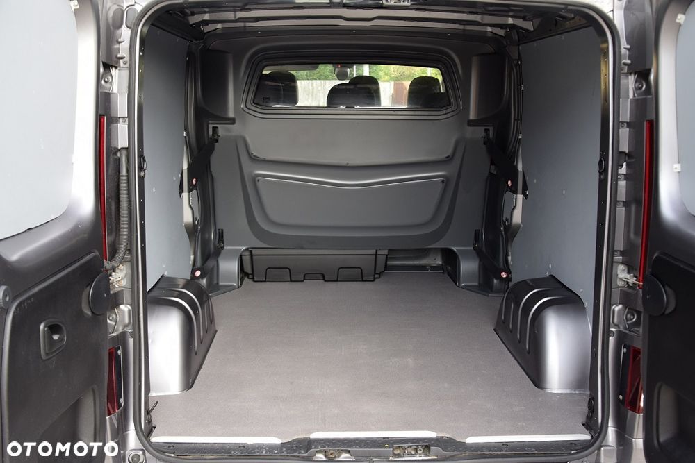 Renault Trafic - 8