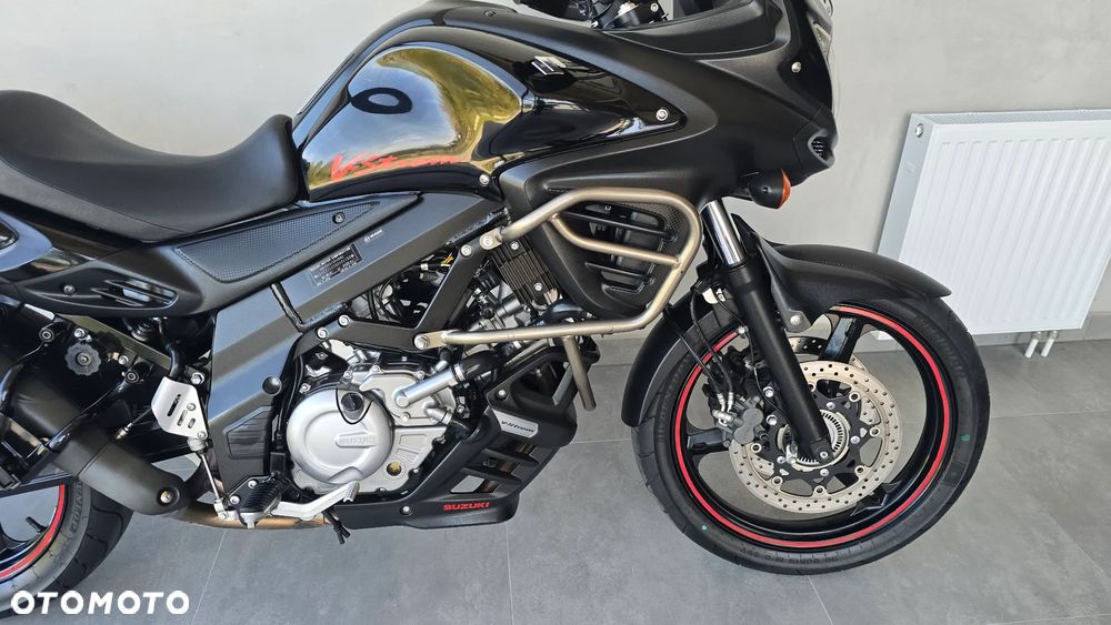 Suzuki V-STROM - 37