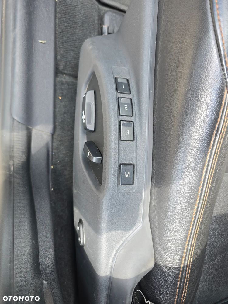 Volvo XC 60 - 18