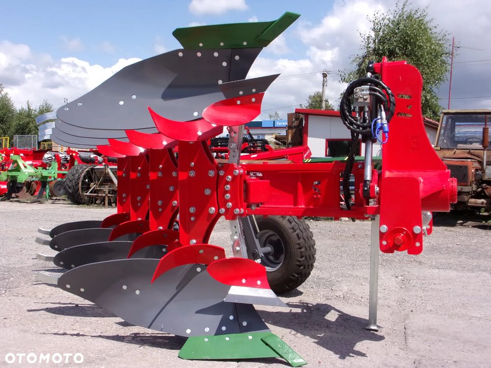 Akpil Pług obrotowy KM-180HP, KM-80R, Mix-Due, KM-80, Euro-Masz PO-4, POM4,  Bomet U-064/1, Pług jednobelkowy Akpil Mix-40, Wirax U018, Euro-Masz PJ4, PJR-4, PJM-4, Pług zagonowy - ramowy Akpil CZH350, CZH400, Euro-Masz Atlas PZ-3, PZ4 - 21